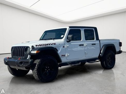 Used 2021 Jeep Gladiator Mojave w/ Trailer Tow Package AWD/4WD image 2