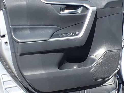 Certified 2025 Toyota RAV4 XLE w/ Convenience Package image 14