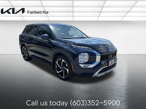 Used 2022 Mitsubishi Outlander SE AWD/4WD image 7