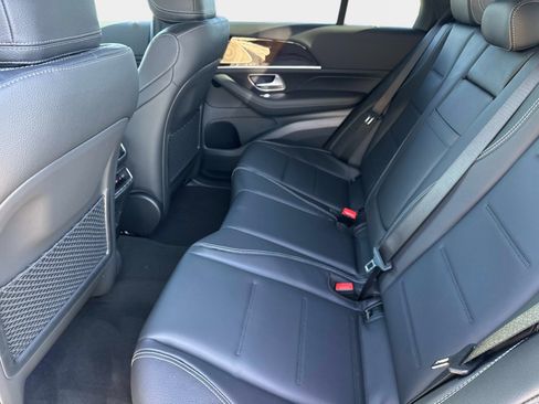 New 2026 Mercedes-Benz GLE 450 4MATIC image 12