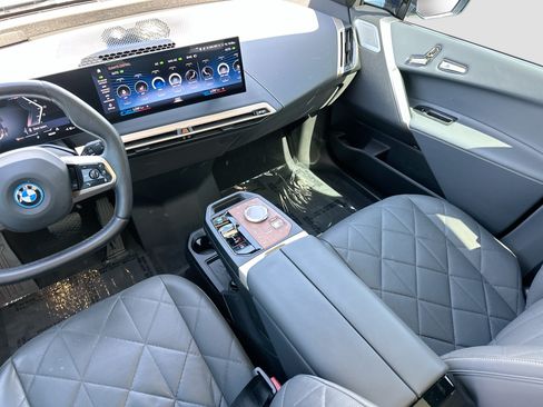 Certified 2023 BMW iX M60 w/ Executive Package AWD/4WD image 24
