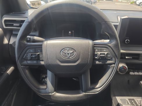 Certified 2025 Toyota Tacoma SR w/ SR Upgrade Package AWD/4WD image 21