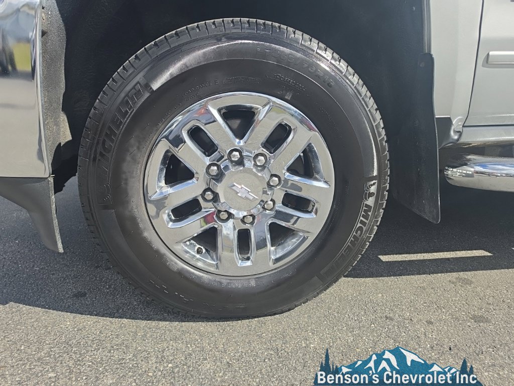 Used 2018 Chevrolet Silverado 2500 LT w/ All Star Edition AWD/4WD image 10