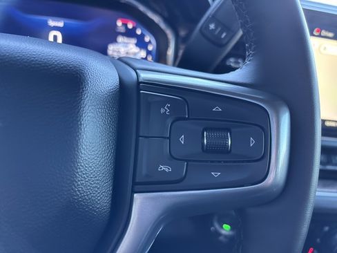 Used 2024 Chevrolet Silverado 2500 LTZ w/ LTZ Convenience Package image 36