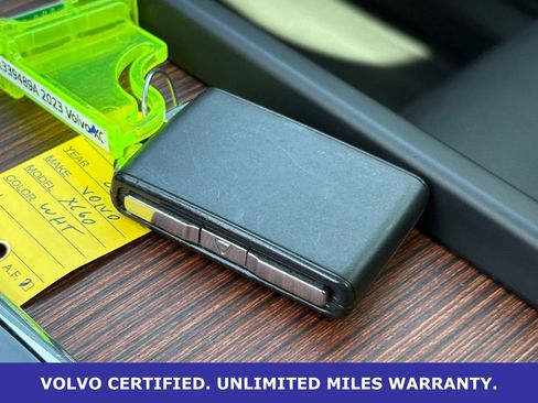 Certified 2023 Volvo XC60 B5 Plus w/ Climate Package AWD/4WD image 37