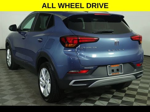 Used 2025 Buick Encore GX Preferred w/ Comfort Package AWD/4WD image 4