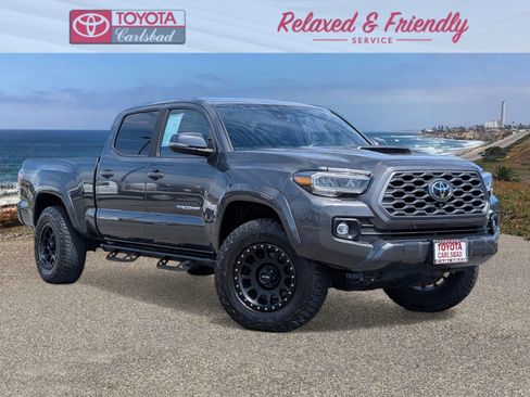 Used 2022 Toyota Tacoma TRD Sport w/ TRD Premium Sport Package image 1
