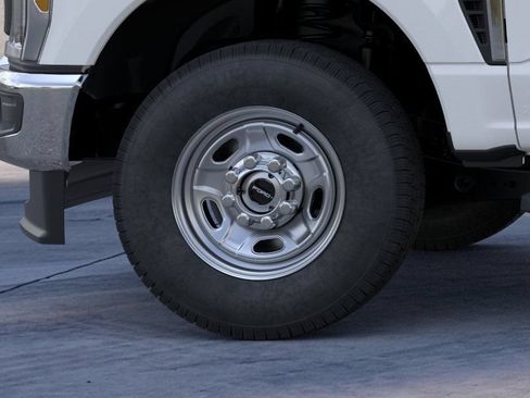 New 2026 Ford F250 XL w/ XL Chrome Package AWD/4WD image 19