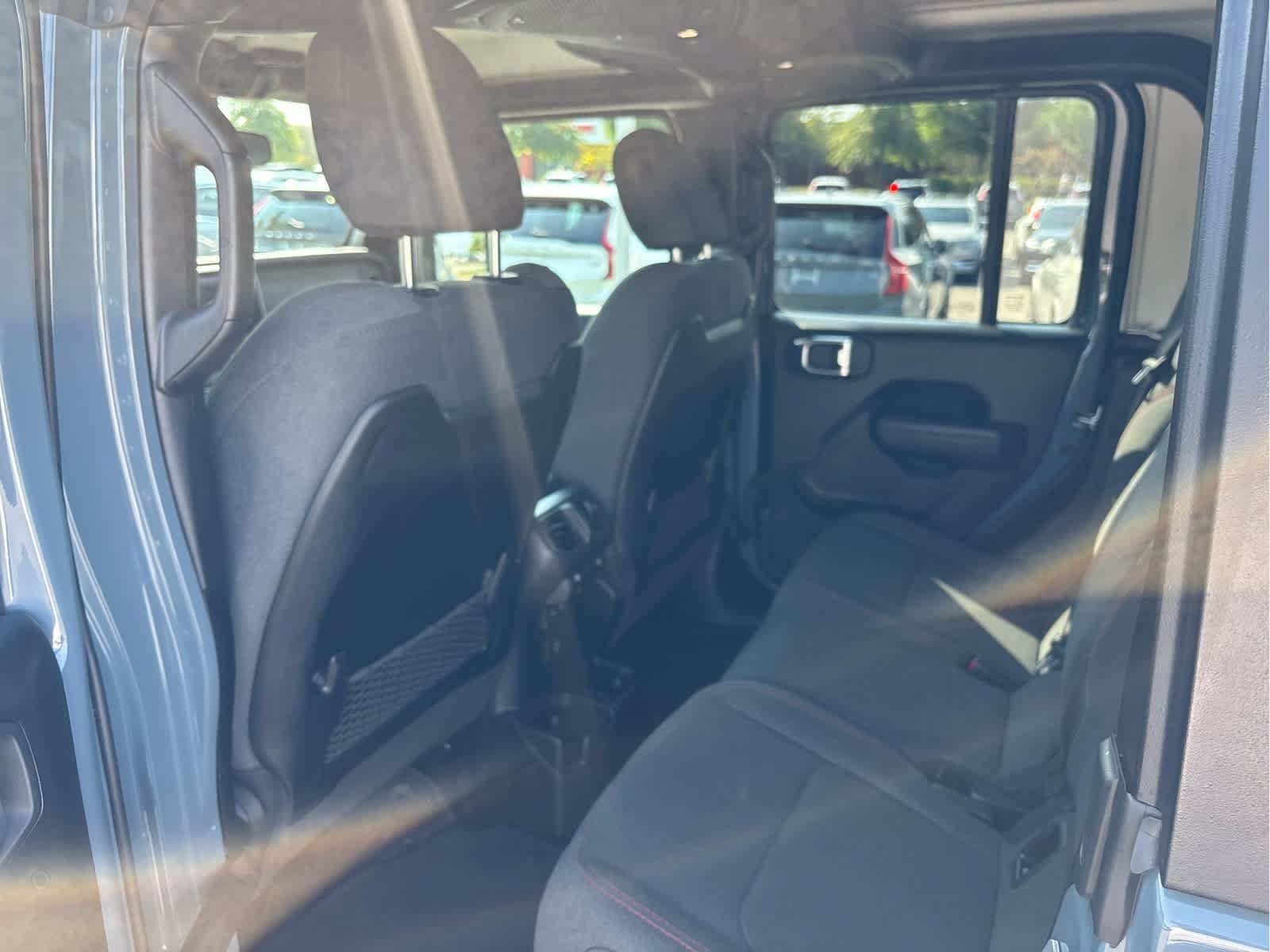 Used 2026 Jeep Gladiator Rubicon AWD/4WD image 17