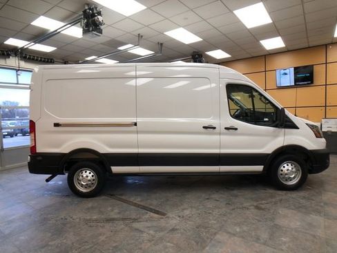New 2026 Ford Transit 250 148 Medium Roof w/ Load Area Protection Package image 8