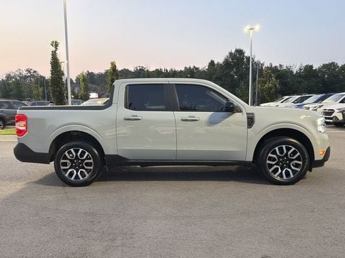 Used 2024 Ford Maverick Lariat AWD/4WD image 2