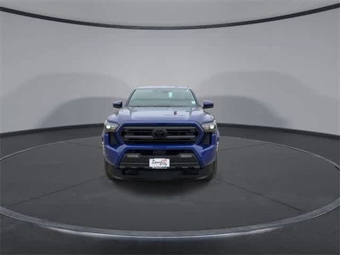 Certified 2025 Toyota Tacoma SR5 image 3
