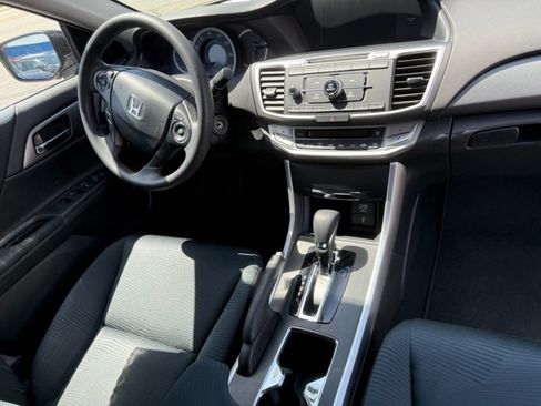 Used 2014 Honda Accord LX image 22