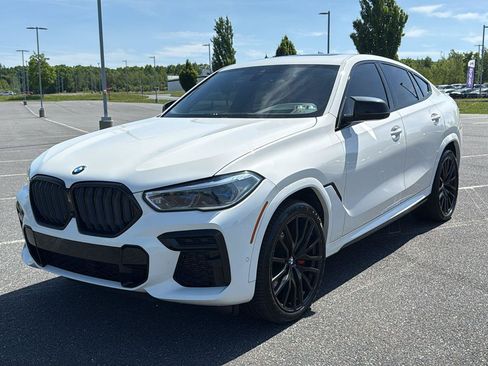 Used 2022 BMW X6 xDrive40i w/ Executive Package AWD/4WD image 13