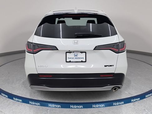 Used 2024 Honda HR-V Sport image 8