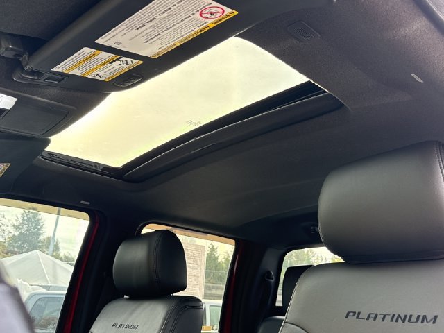 Used 2016 Ford F350 Platinum w/ Platinum Package AWD/4WD image 17