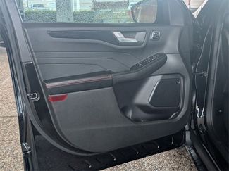 Used 2023 Ford Escape ST-Line Select w/ Tech Pack #2 video 2