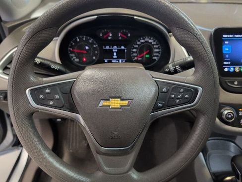 Certified 2022 Chevrolet Malibu LS image 18