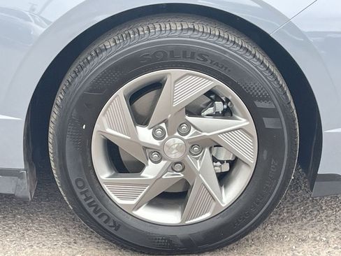 Certified 2025 Hyundai Sonata SE image 9