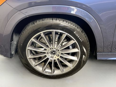 Used 2025 Mercedes-Benz GLE 450e 4MATIC image 13