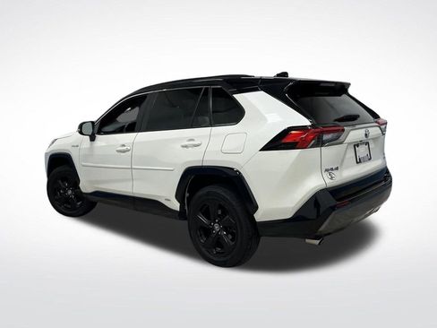 Used 2021 Toyota RAV4 XSE image 3