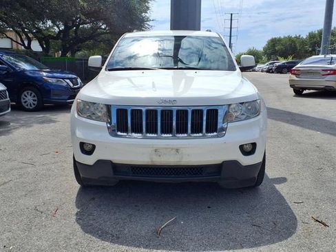 Used 2012 Jeep Grand Cherokee Laredo RWD image 2