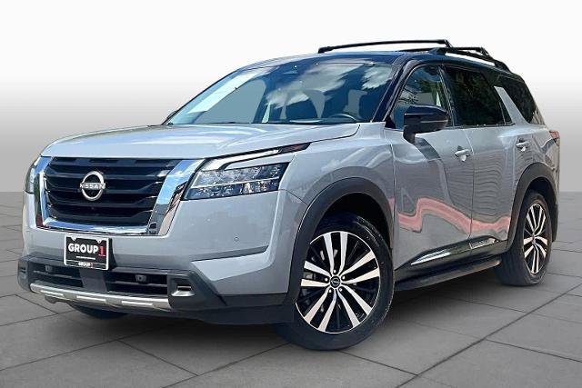 Used 2023 Nissan Pathfinder Platinum FWD image 1