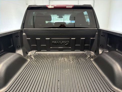 Certified 2022 GMC Sierra 1500 Elevation AWD/4WD image 9
