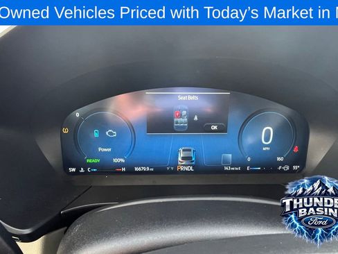 Used 2023 Ford Escape Platinum AWD/4WD image 28