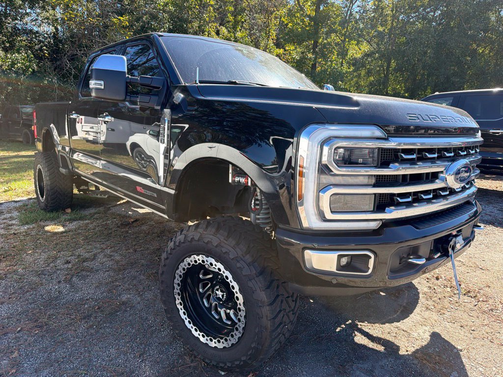 Used 2024 Ford F350 Platinum w/ Tremor Off-Road Package AWD/4WD image 2