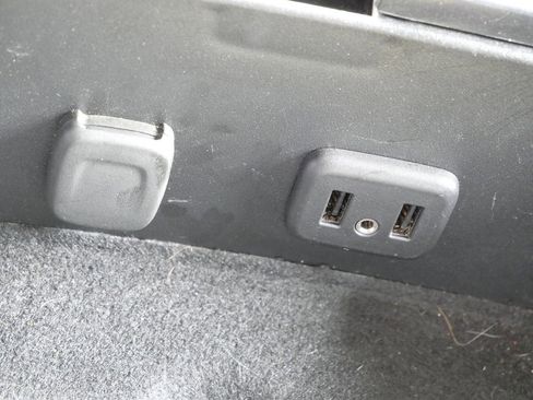 Used 2018 Chevrolet Silverado 1500 LT w/ All Star Edition image 48