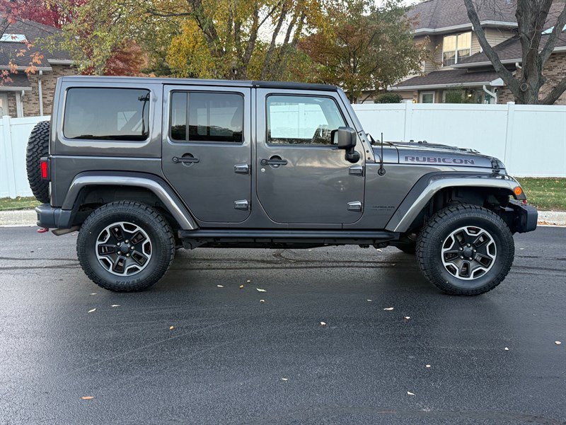 Used 2017 Jeep Wrangler Unlimited Rubicon AWD/4WD image 4