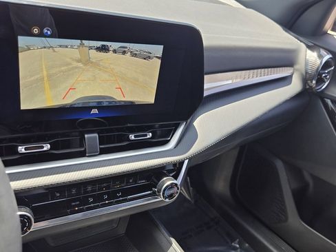 Used 2026 Chevrolet Equinox LT FWD image 19