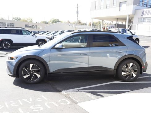 New 2025 Hyundai Ioniq 5 SEL image 8