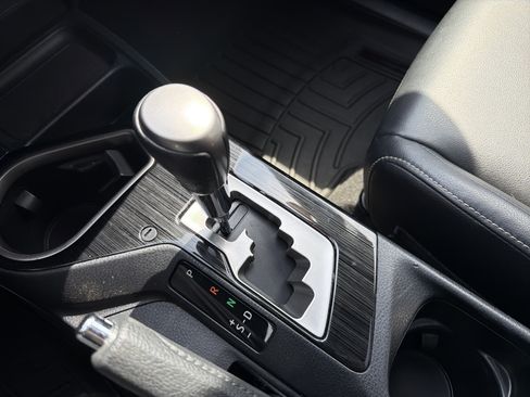 Used 2016 Toyota RAV4 Limited w/ Advanced Technology Package AWD/4WD image 26