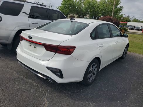 Used 2021 Kia Forte LXS image 4
