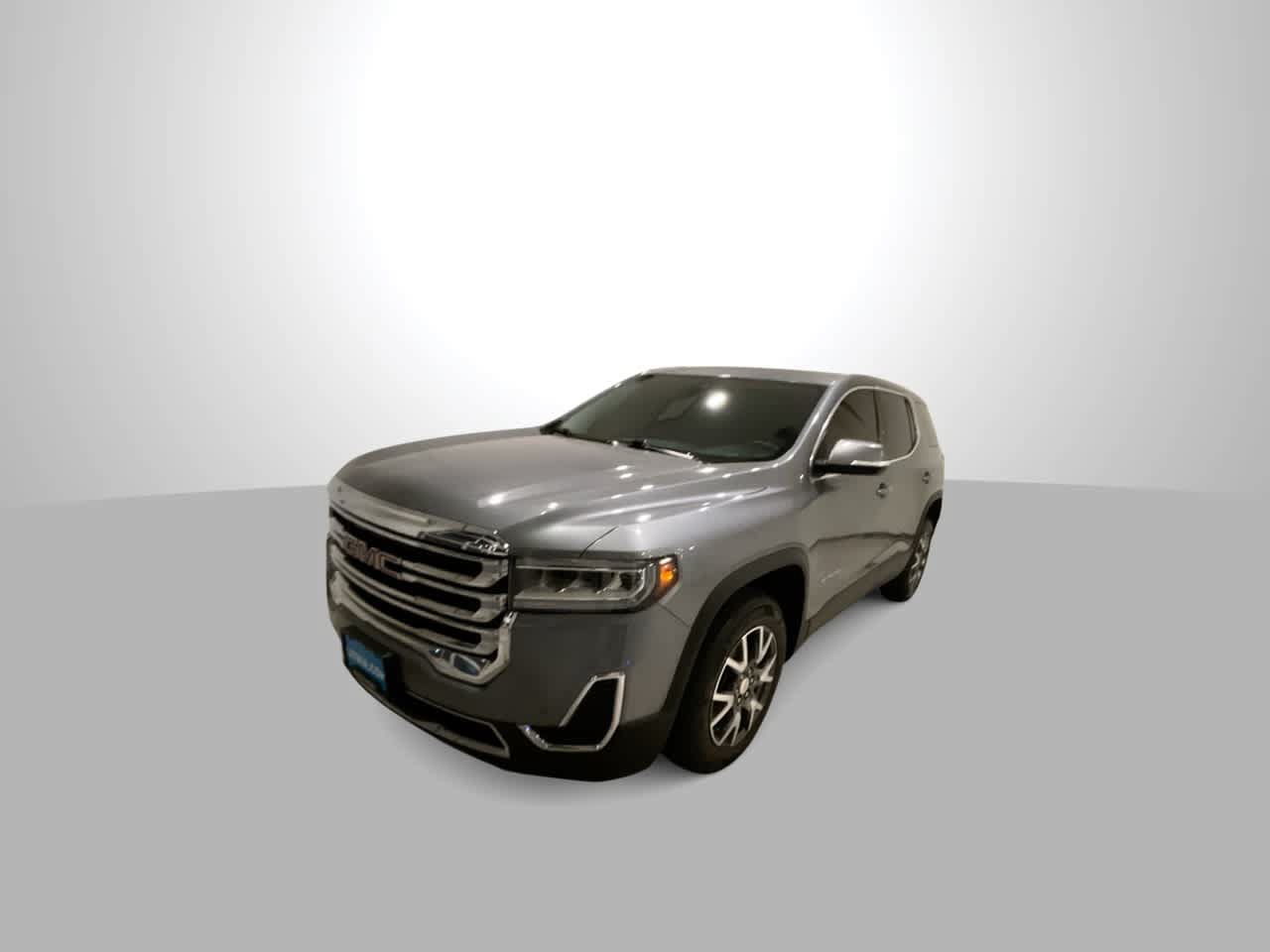 Used 2021 GMC Acadia SLE w/ LPO, Floor Liner Package AWD/4WD image 4