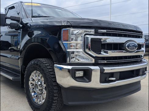 Used 2022 Ford F250 XLT w/ XLT Premium Package image 13