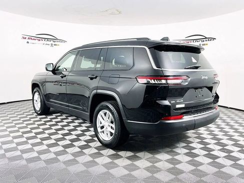 Used 2023 Jeep Grand Cherokee L Laredo AWD/4WD image 6