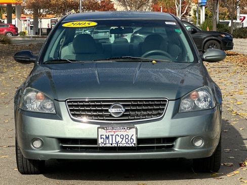 Used 2005 Nissan Altima 2.5 S w/ (S02) Side Airbags Pkg image 9