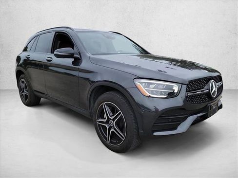 Used 2022 Mercedes-Benz GLC 300 image 3