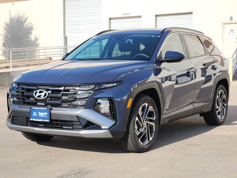 New 2026 Hyundai Tucson SEL Plus FWD image 2