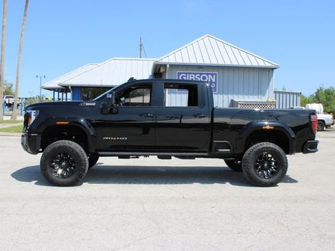 Used 2025 GMC Sierra 2500 AT4 w/ AT4 Premium Plus Package image 6