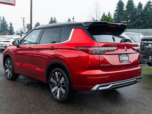 New 2026 Mitsubishi Outlander SEL image 4