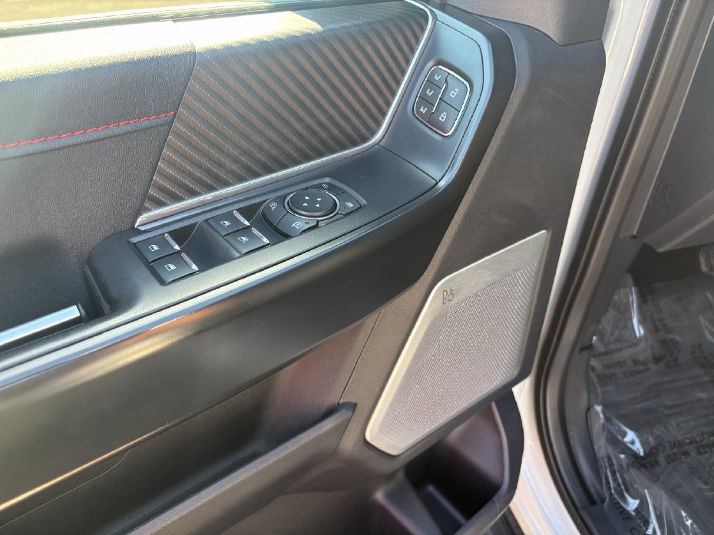 Used 2024 Ford F150 Raptor AWD/4WD image 18