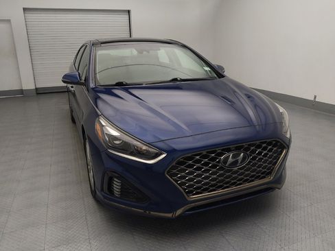 Used 2018 Hyundai Sonata Limited w/ Ultimate Package 07 FWD image 14