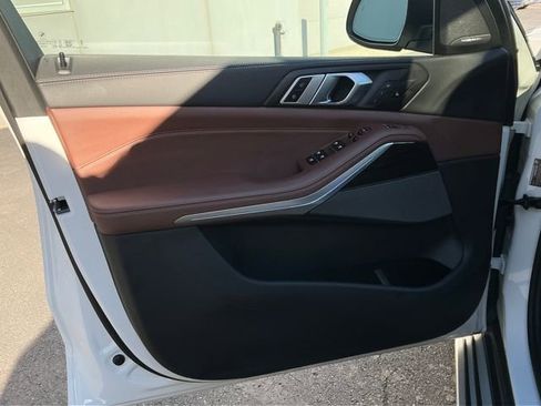 Used 2025 BMW X5 xDrive40i image 12
