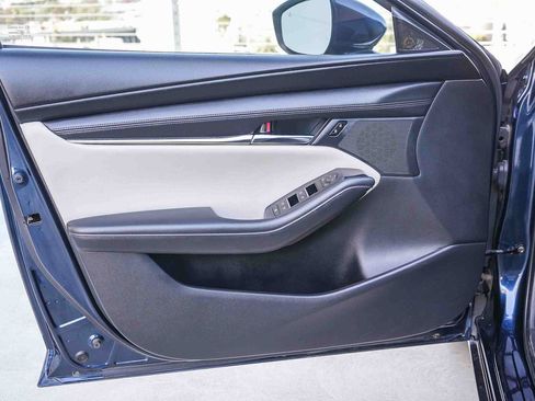 Used 2024 MAZDA MAZDA3 s FWD image 22
