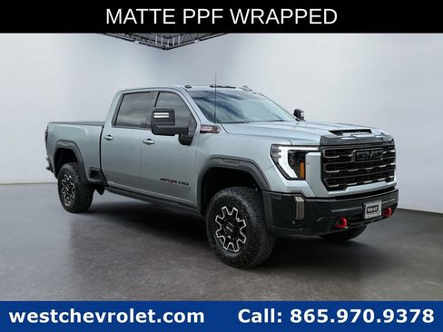 Used 2024 GMC Sierra 2500 AT4X AWD/4WD image 1