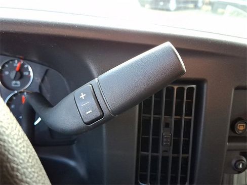 New 2025 Chevrolet Express 3500 LS image 10